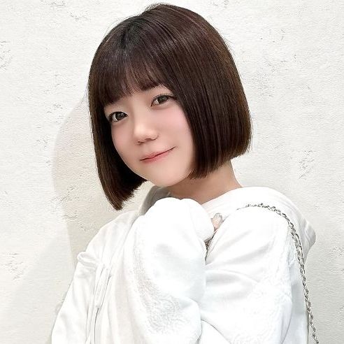セルカ シンジュクのガーリーさらつやストレートボブスタイル