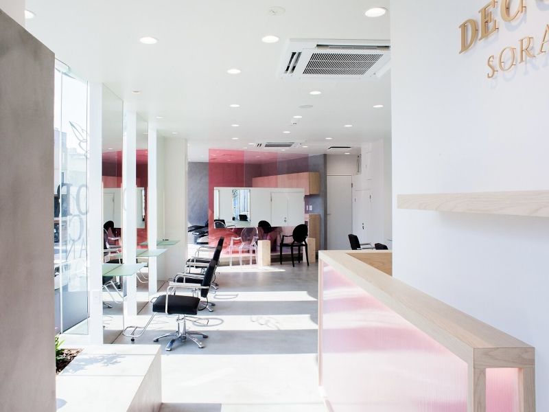 DECORA SORANの明るいおしゃれな店内の写真