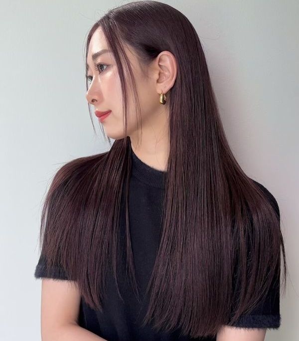 La Bonheur hair Lien 川越店の美しいストレートヘア