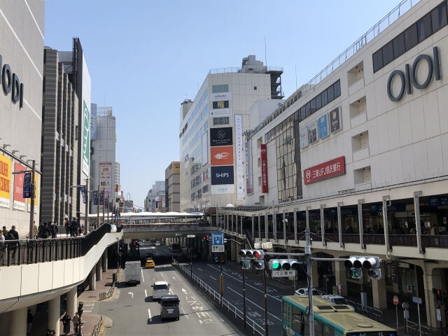 町田の駅前の風景