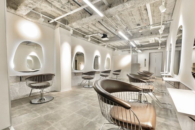 Afinar 新宿の店内