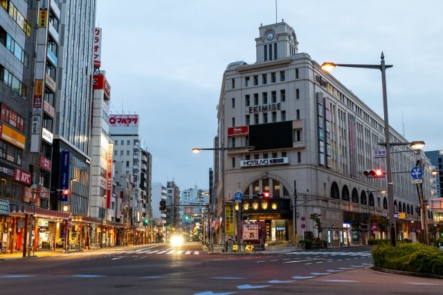 浅草駅前の風景写真